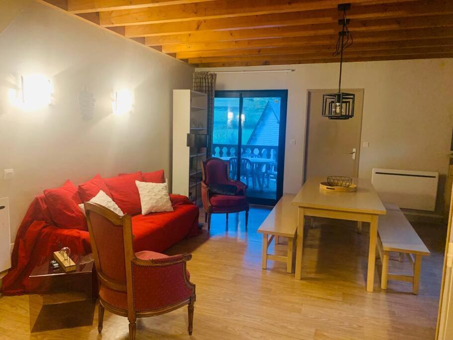 Appartement Chaleureux Chez Nadege Et Raphael Аро Екстериор снимка