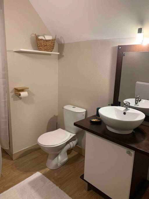 Appartement Chaleureux Chez Nadege Et Raphael Аро Екстериор снимка