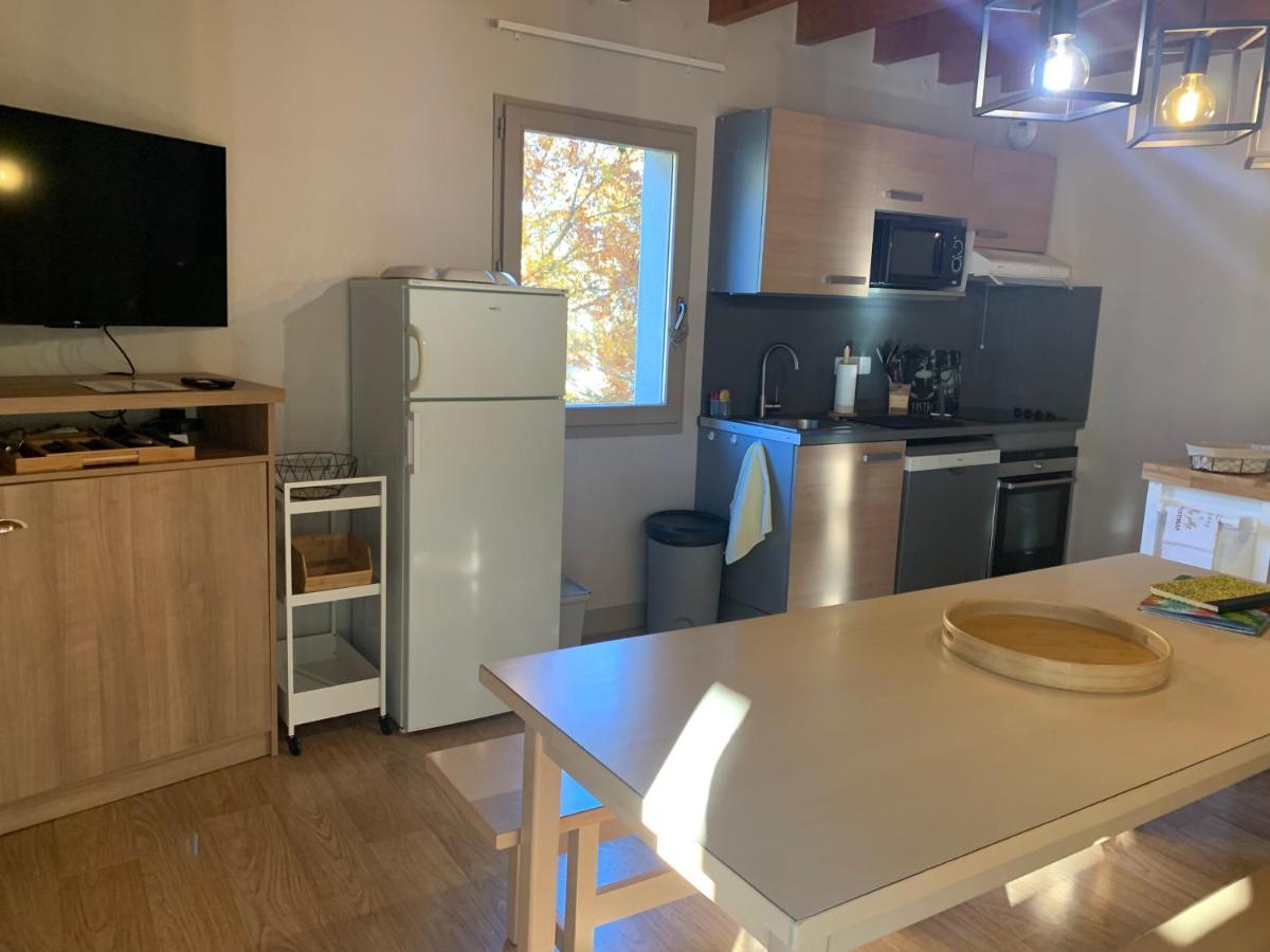 Appartement Chaleureux Chez Nadege Et Raphael Аро Екстериор снимка